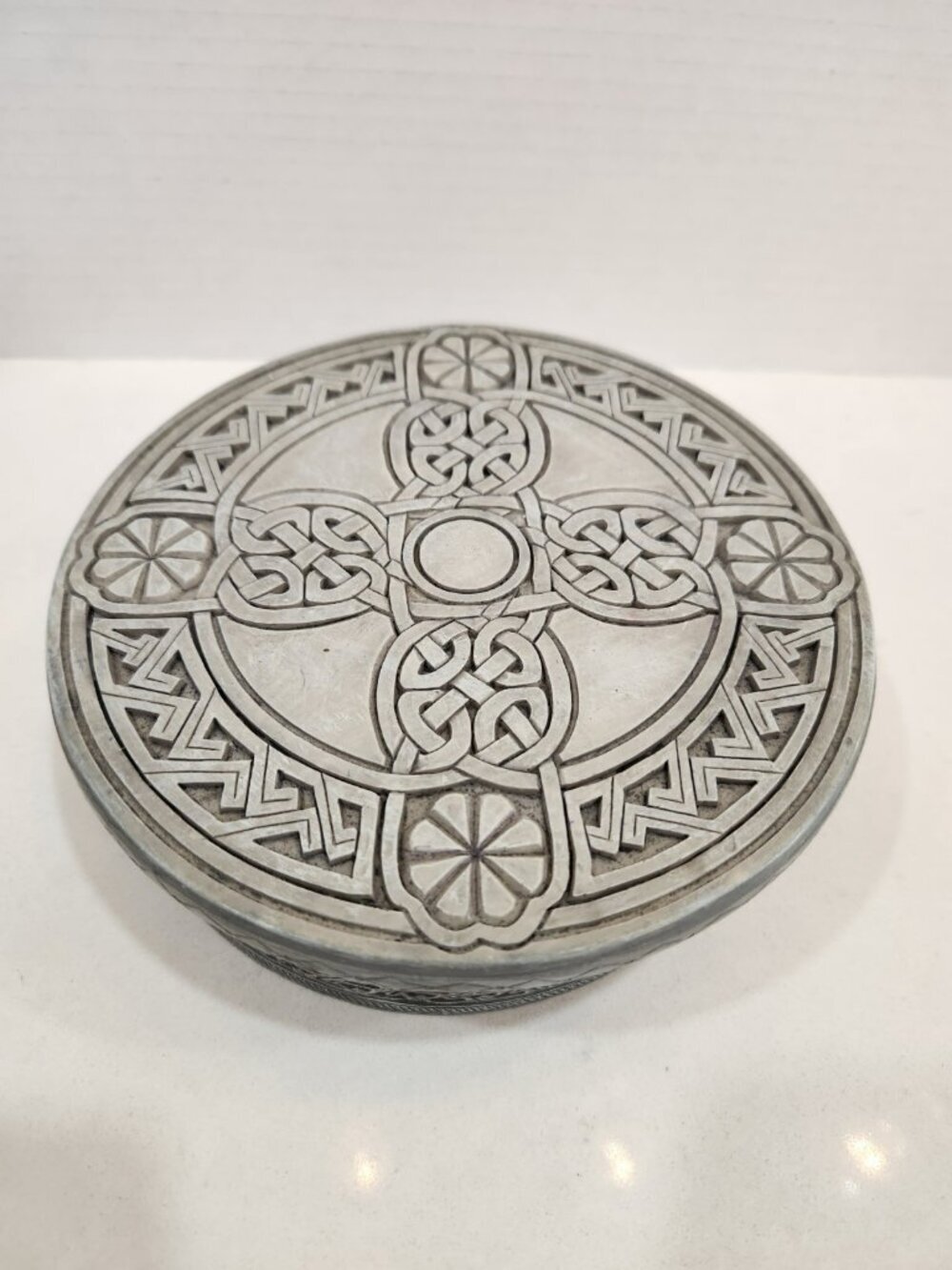 Vintage Celtic Tic-Tac-Toe (Noughts and Crosses) Tabletop Board Game Gray